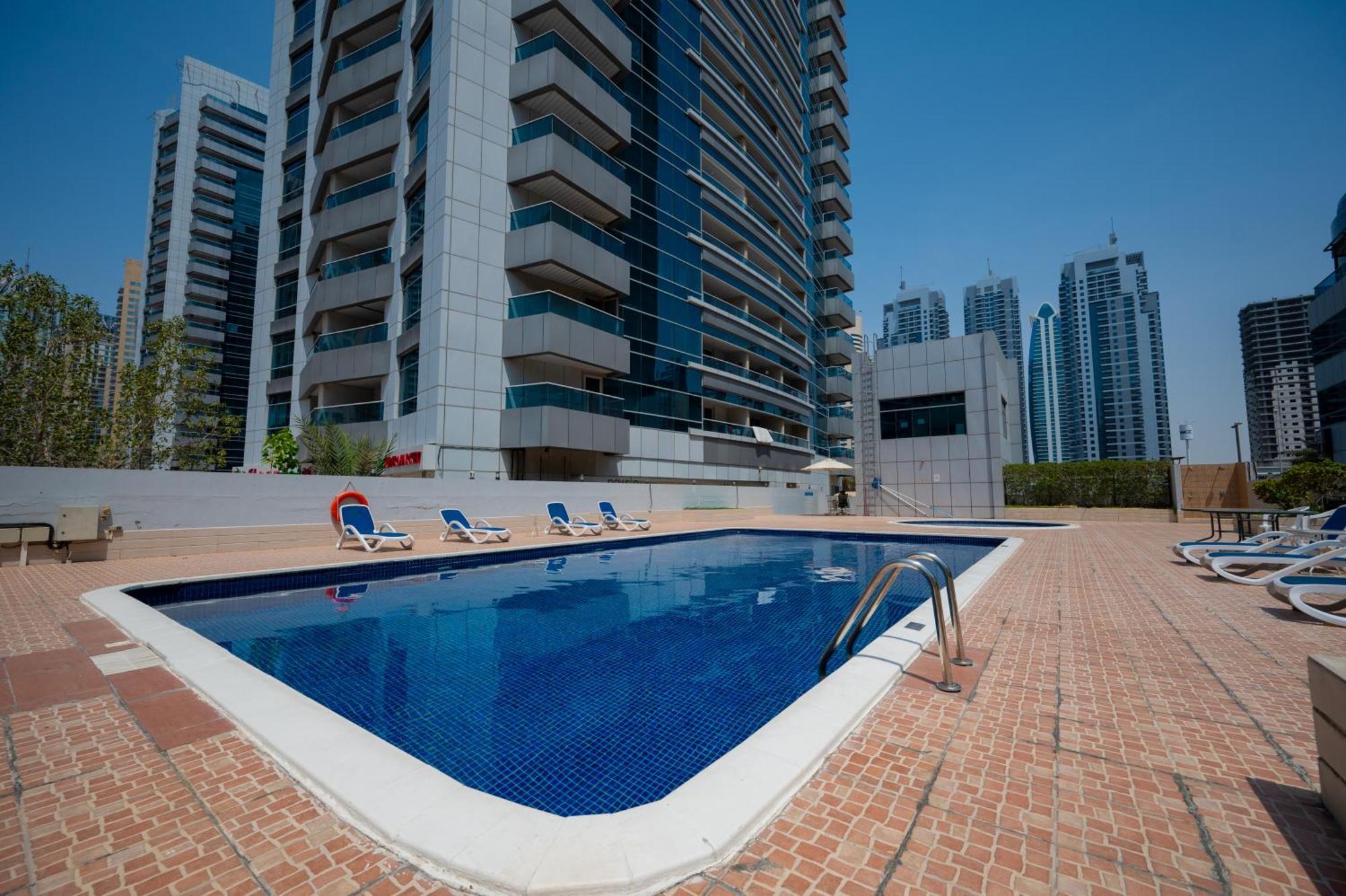 Luxury Modern In Marina - Close To Metro Apartment *