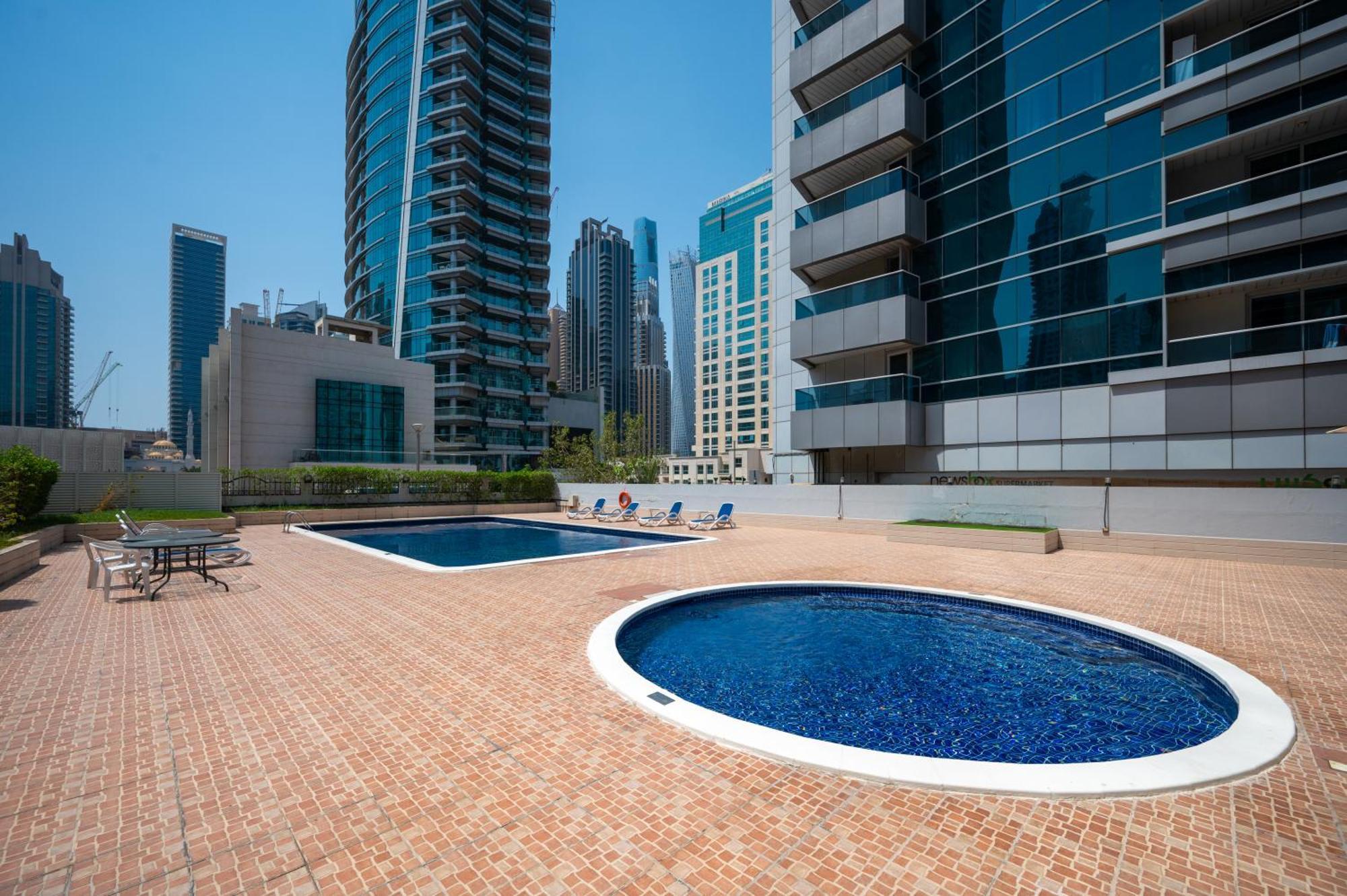 Luxury Modern In Marina - Close To Metro Apartment