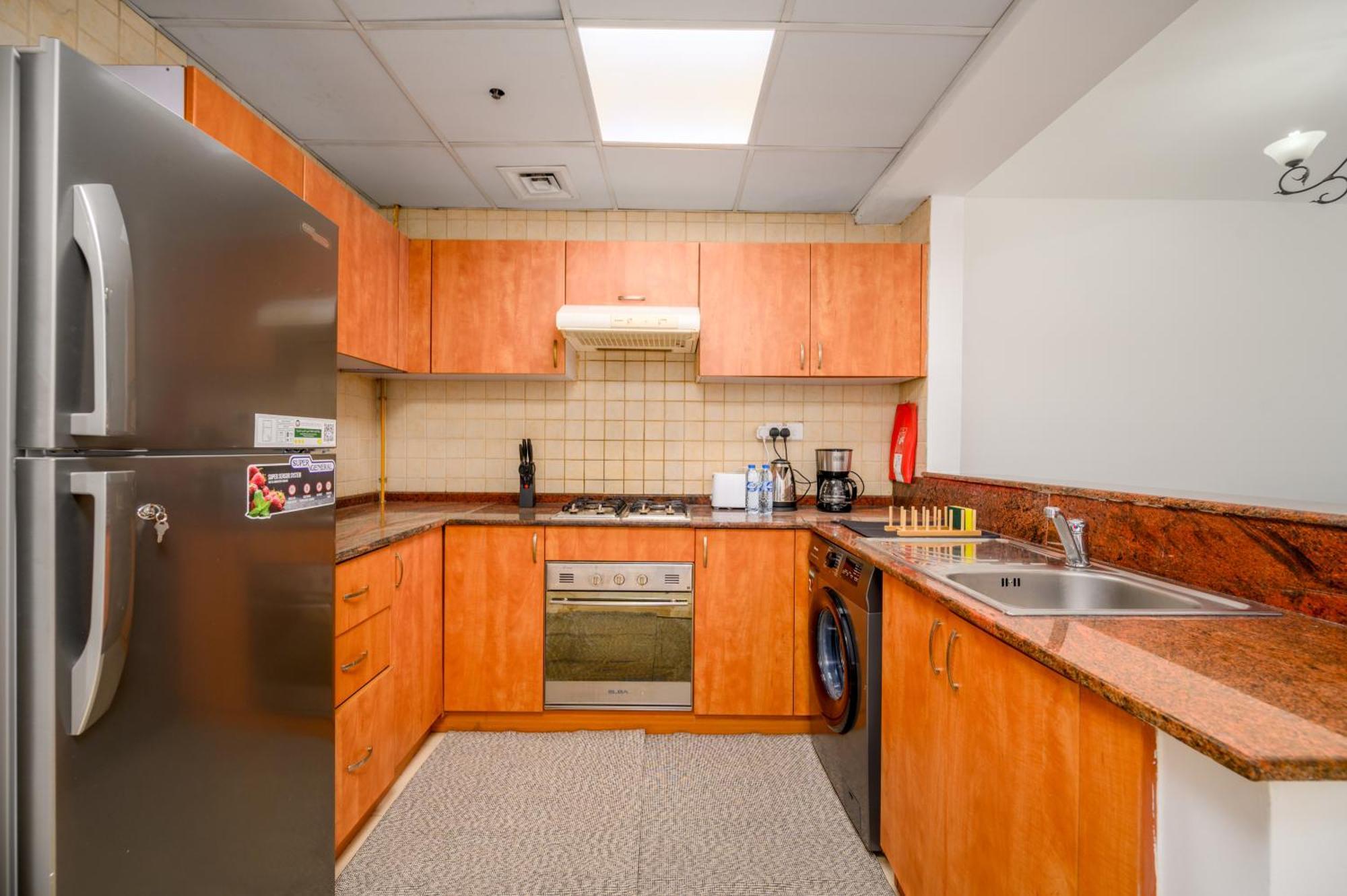 Luxury Modern In Marina - Close To Metro Apartment Dubai